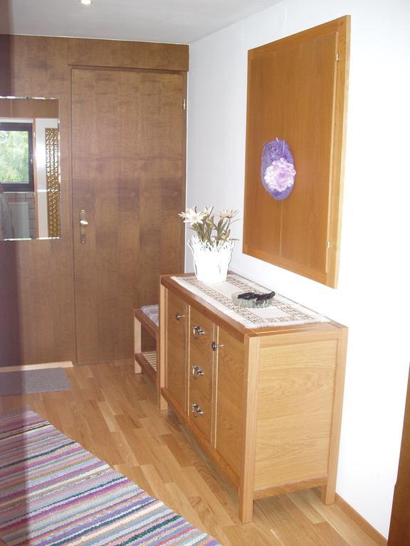 Haus Sonnleite Apartamento Trins Quarto foto